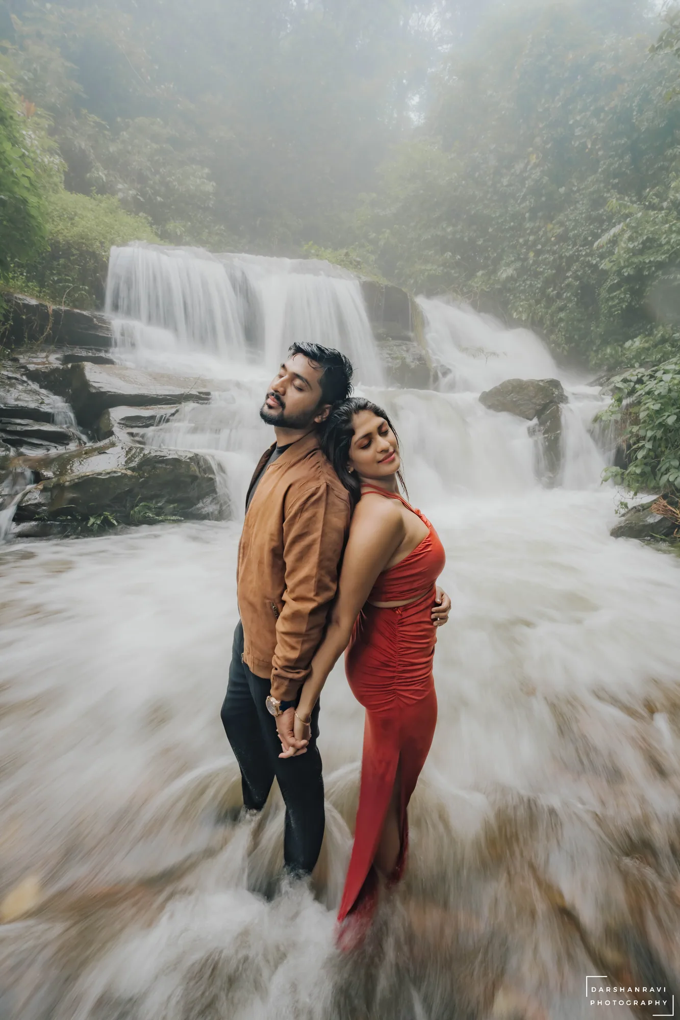 Aishwarya & Gnanesh — photographed by Darshan Ravi Photography